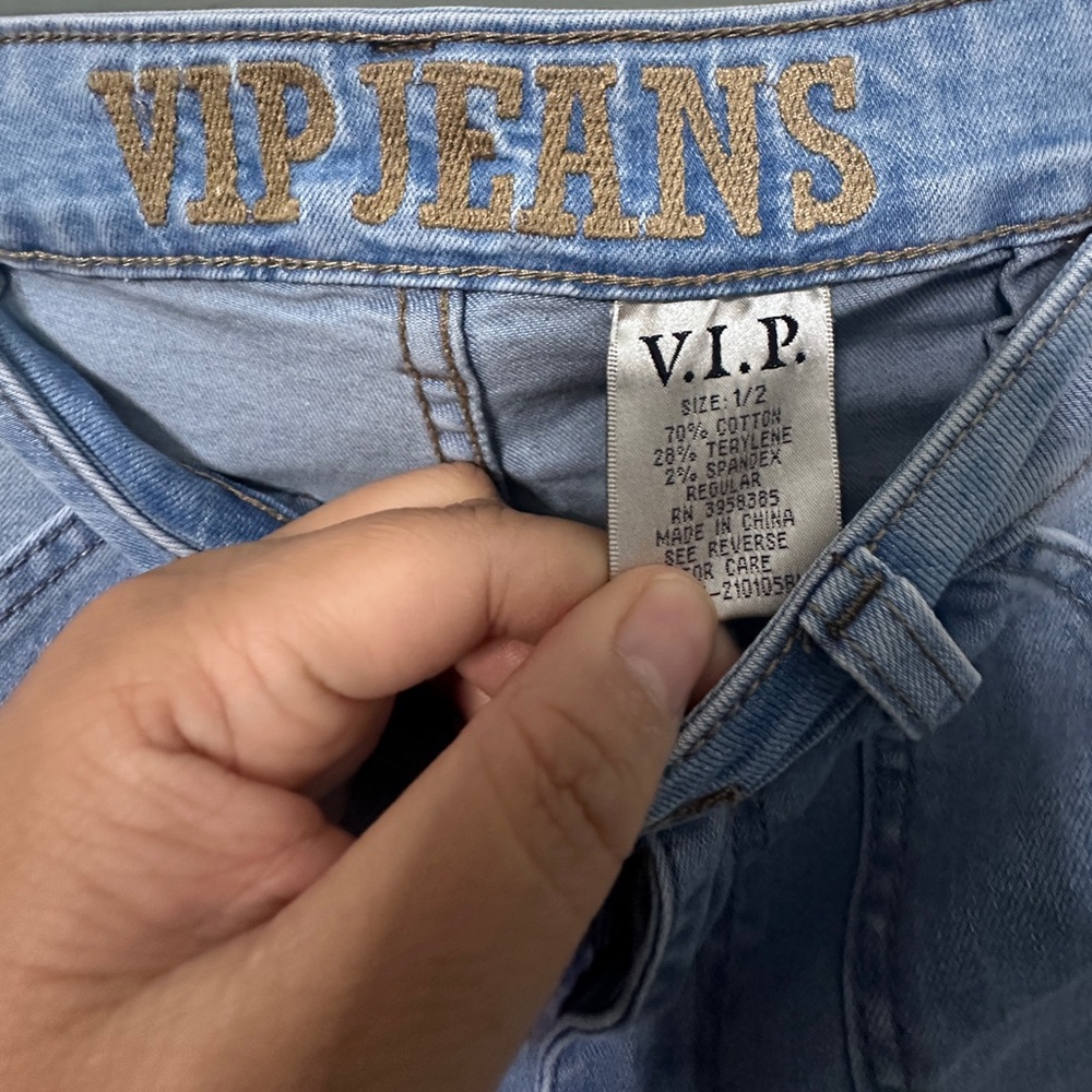 VIP jeans 👖 - Picture 3 of 6